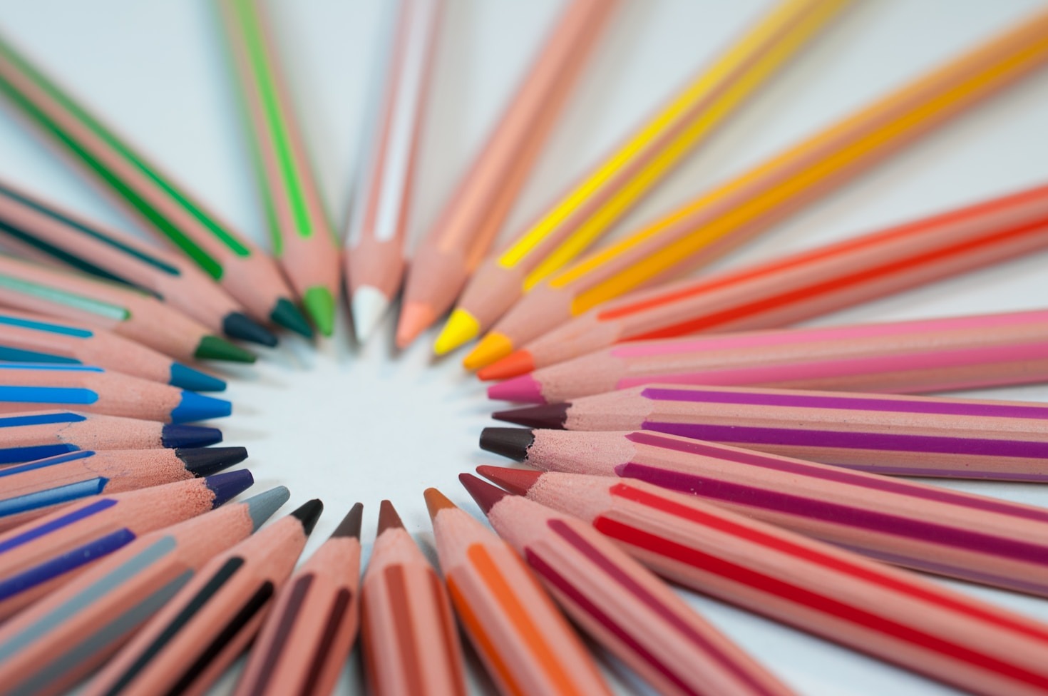 Conoce nuestras aulas y espacios educativos
